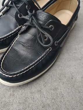 Sperry Men’s Black Leather Moc Toe Boat Shoes with White Sole